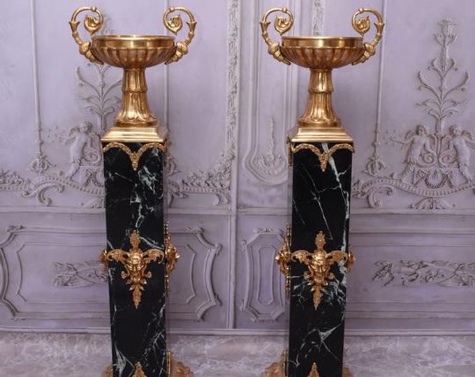 Black Marble Amphora Vases – Gilded Bronze, Luxury Palace Decor