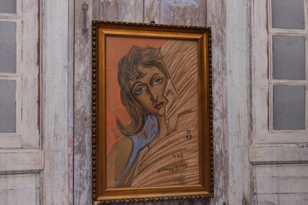 gallery photo