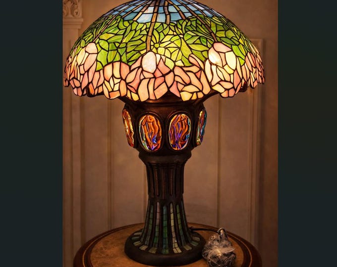 Tiffany Floral Stained Glass Table Lamp – Luxury Tiffany Style Lamp 31.50 inch