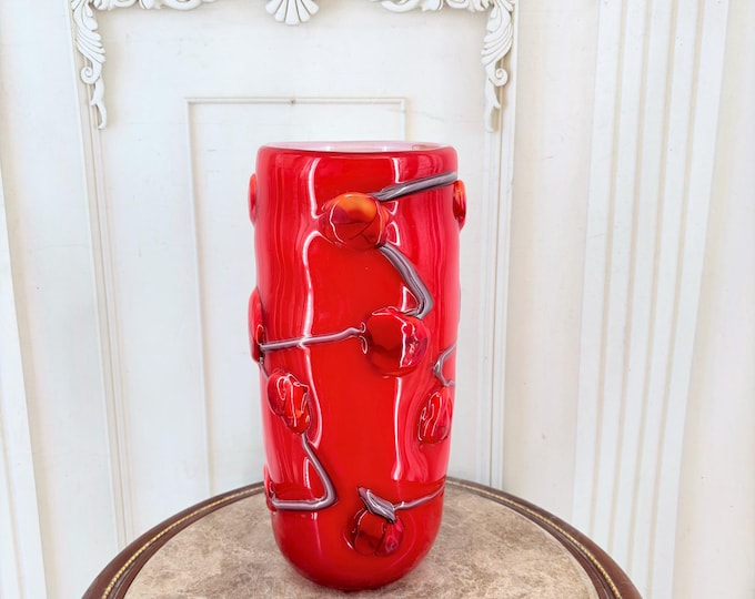 Red  Vase – Thick Decorative Art Glass, Vintage Flower Vase