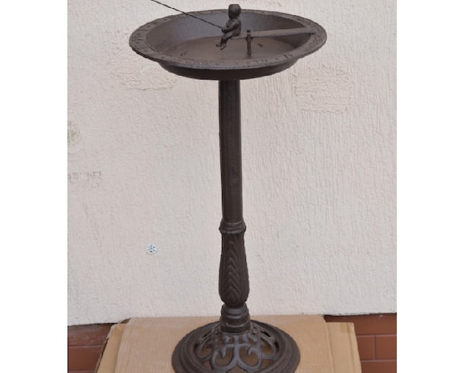 Large Cast Iron Birdbath - Iron Birds Drinker - Young fisherman - Fountain Outdoor Gift Vintage Style - Garden Feeder for Birds