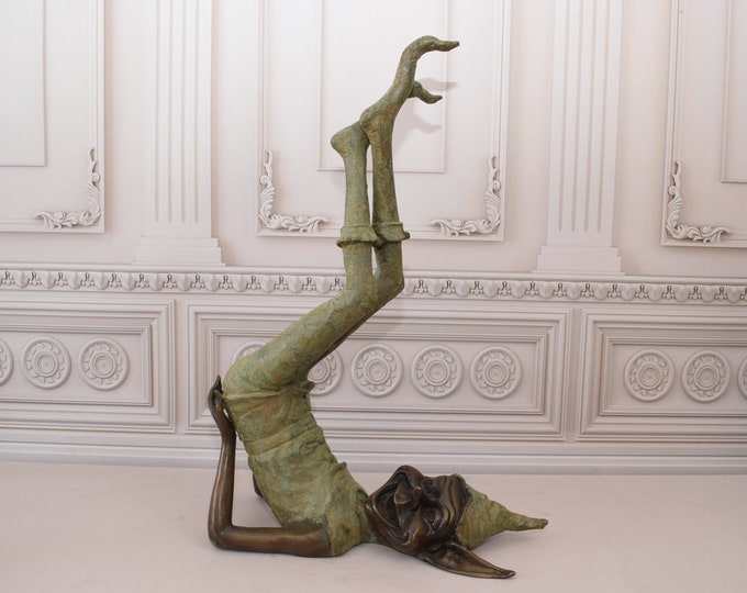 Large Funny Lying Gnome Bronze Statue - Garden Pixie Bronze Sculpture - Home and Garden Decor - Gift for Housewarming, Birthday, Wedding