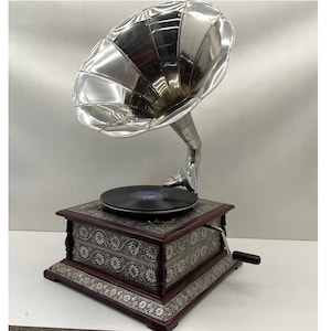 Nostalgic Gramophone - Phonograph New Working - Record Player Glamour Style - Handmade Gramophone - Nice Gift Idea