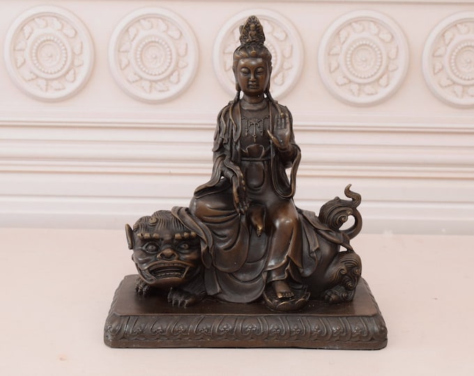 Vintage Guanyin Bronze Statue - Goddess of Mercy Home Decor