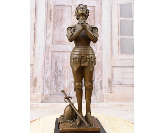 Joanna d’Arc Bronze Statue - Maid of Orleans - Joan of Arc in Armor Bronze Sculpture - Patroness of France Figurine - Home Decor