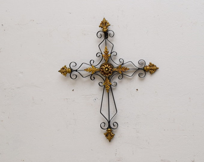 Wrought Iron Cross Wall - Vintage Style - Wall decoration - Wrought iron home decor - gift idea