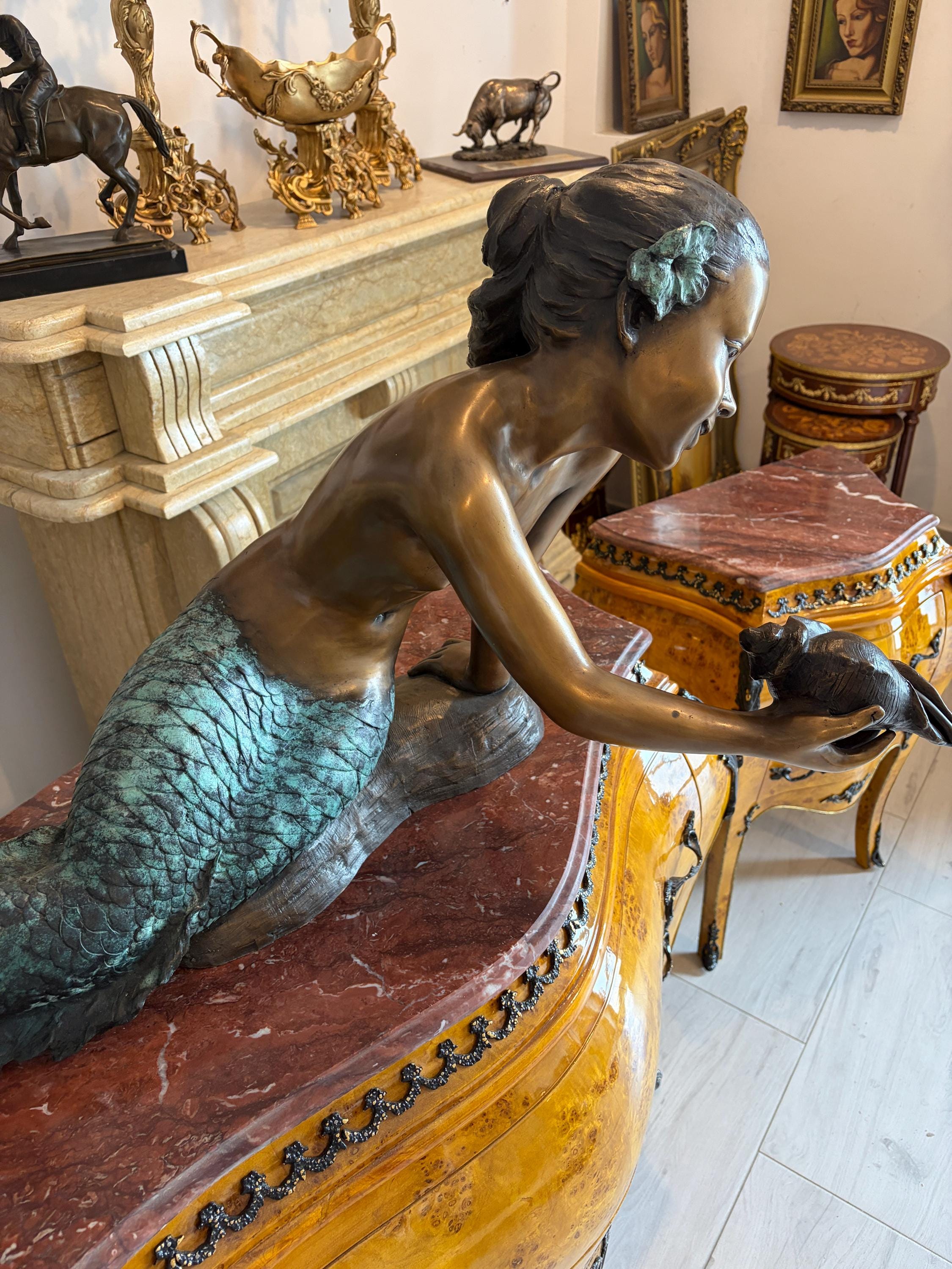 gallery photo