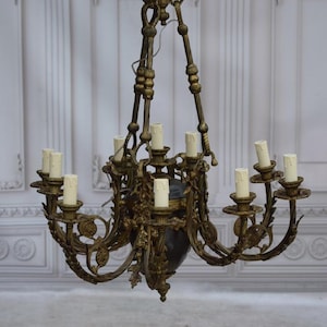 Royal Giant Parisian Bronze Chandelier + Working Antique Lamp – Stunning Statement Piece - Home and Palace Decor - Gift Idea