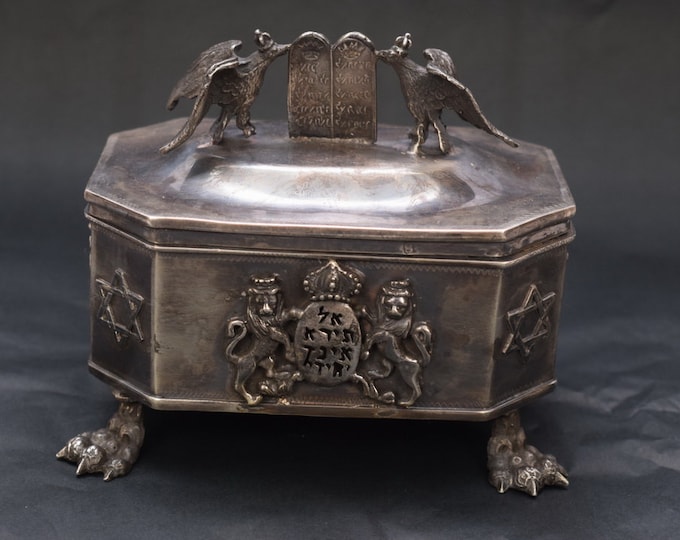 Silver jewish sugar bowl - luxury judaica sugar box - Russian old silver - old art work - two silver eagle and torah