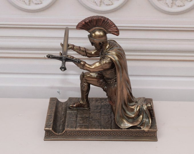 Unique Statue ! Knight Gladiator with Sword - Warrior Sculpture - Figure Roman - Gift Idea for Wedding, Birthday - Home Decor