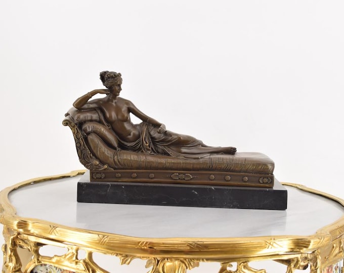 Reclining Aristocratic Lady on Chaise Longue – Bronze Sculpture – French Style Figurine – Signed Artwork on Marble Base – Vintage Decor