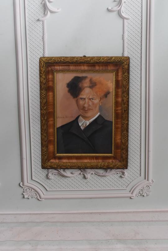 gallery photo