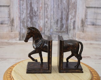 Serre-livres en forme de cheval - Figurine de cheval pour la maison - Ensemble de deux sculptures - Décoration de chambre de bibliothèque - Cadeau pour amateur de chevaux - Idée cadeau