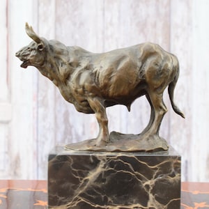 Amazing Bull Realistic Bronze Sculpture - Premium Figurine Bronze on Marble Base - Home Decor -