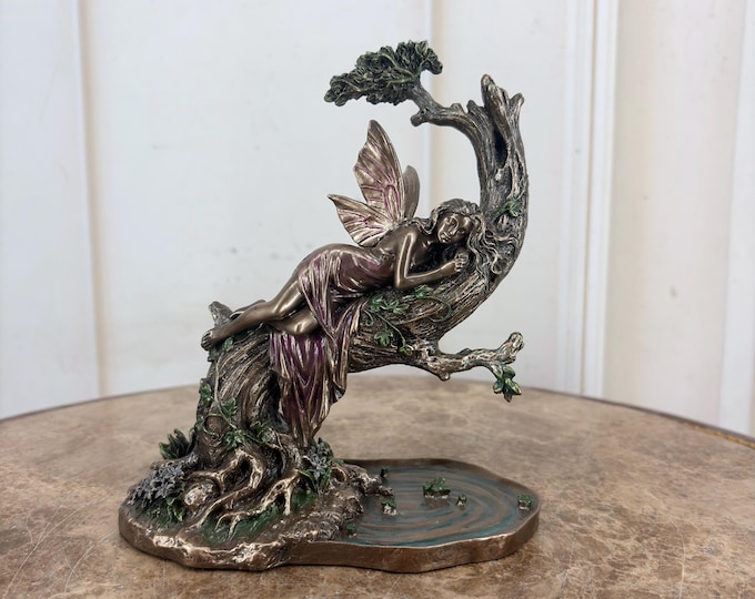 Thumbelina Resting on a Tree Branch Figurine – Bronze-Coated Fairy-Tale Statue