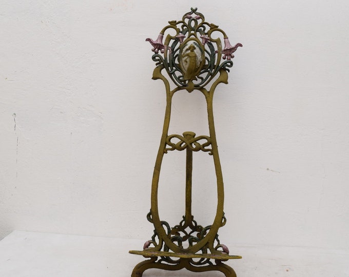Restaurant Menu - Stand Book in Art Deco Style Cast Iron Easel Flower Flowers Gift Vintage Style