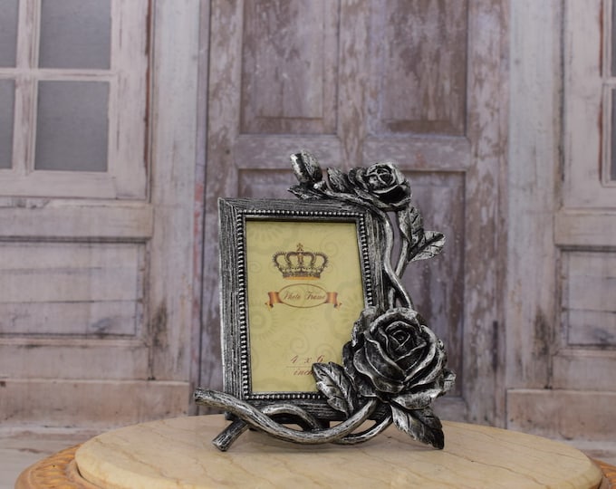 Amazing Silver Photo Frame - Flowers Photo Frame - 3d Wedding Picture Frame - Lavish Wall or Buffet Decor - Home Decoration - Gift Idea