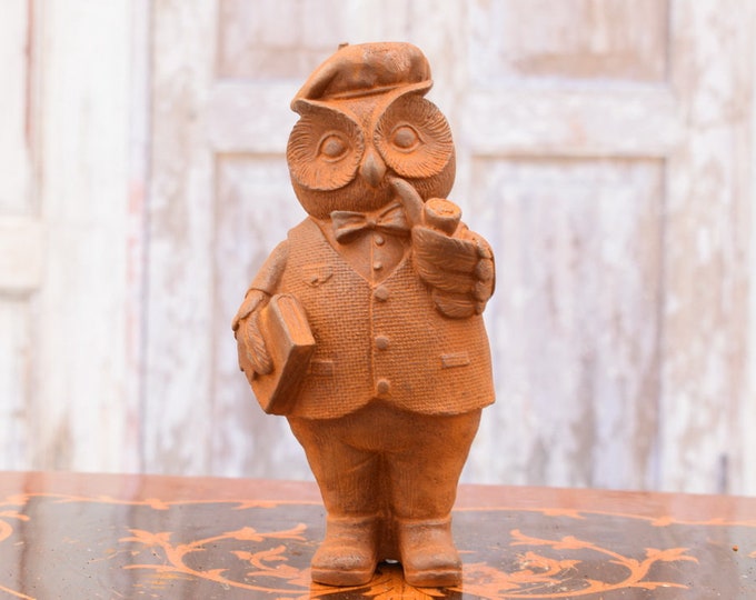 Cast Iron Dressed Owl - Elegant Rustical Owl with Book - Symbol of Wisdom - Elegant Gift for Student - Vintage Owl - Home Garden Decor