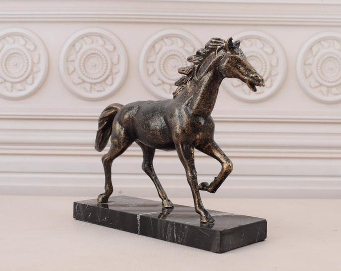 Wild Steed Horse Cast Iron - Horse Art Sculpture - Vintage Statue on Marble Base - Home Decor - Gift Idea for Birthday Wedding