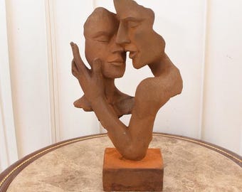 Cast Iron Lovers Kiss Statue – Rustic Regency Wedding Gift