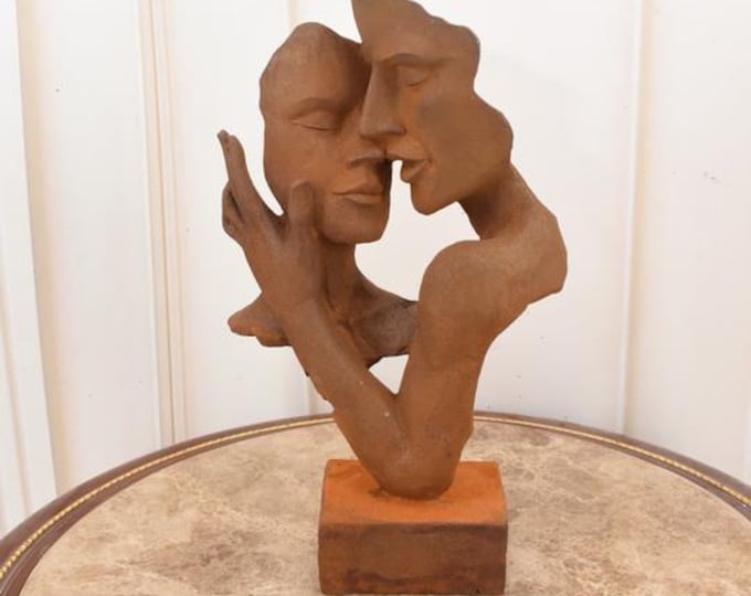 Cast Iron Lovers Faces – Romantic Couple Kiss Statue – Rustic Wedding Gift – Unique Home Decor – Vintage Regency Style Accent
