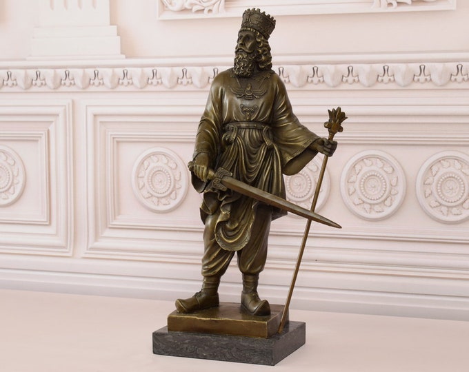King Cyrus The Great Persian Empire Bronze Sculpture - Bronze Statue - Vintage Sculpture - Exclusive Gift on Marble Base - Unique Home Decor