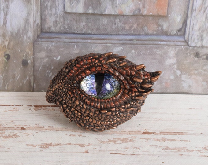 Amazing Casket Eye Dragon - Figurine Metal Bronze - Eye Box Dragon Art Work - gift good idea - Elegant home decor