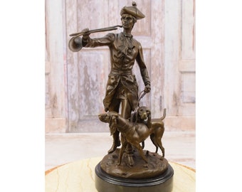 Bronzestatue eines Jägers: Auguste Moreau, Skulptur „Hunde“