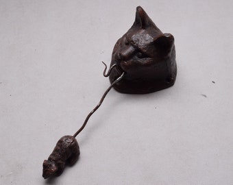 Cast Iron Door Knocker Cat & Mouse - Funny Figurine - Viontage Door Knocker - Door Decor - Home and Garden Decor - Gift Idea Housewarming