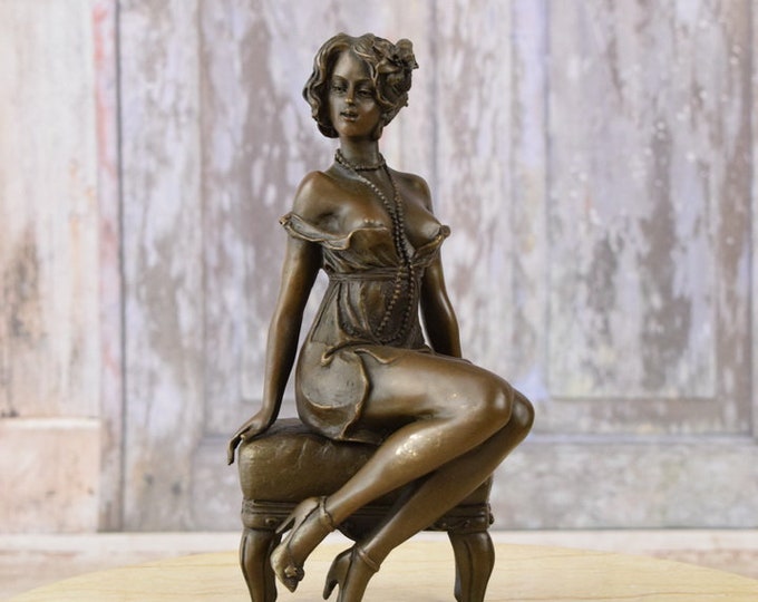 Art Deco Bronze Woman Statue - Elegant High Heels Sculpture