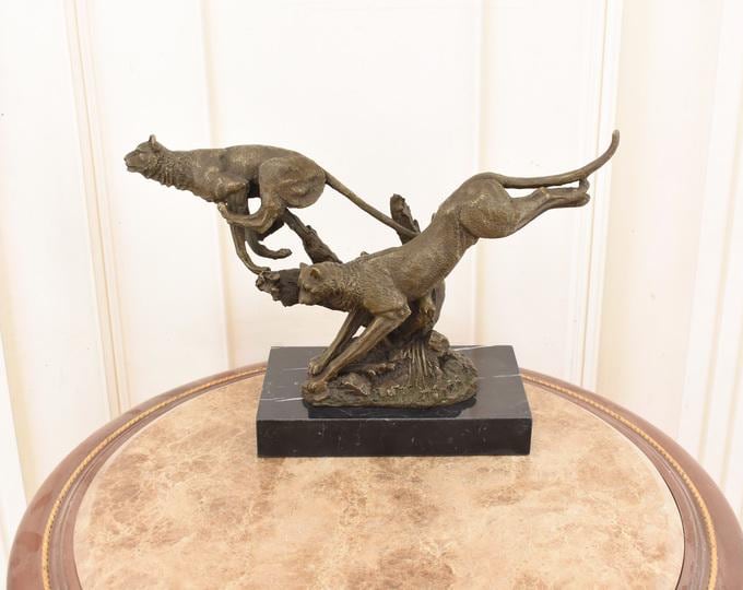 Bronze Cheetah Sculpture – Moore Style Animal Figurine on Marble Base