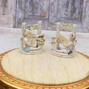 Increíbles dos figuras de porcelana - Ángeles escribiendo carta - Porcelana pintada vintage - Decoración del hogar - Regalo exclusivo