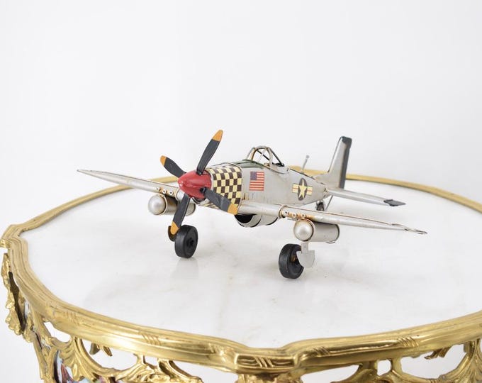 Large Vintage Military Airplane - P-51D  American Old Classic Metal Model - Toy Gift Idea - Old School Collector Item - Home Decor