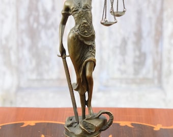 ブロンズ彫刻 正義の女神像 - テミス像、鋳造所の刻印、弁護士への