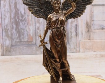 Diosa Nike con Laurel Estatua de mitologia Diosa romana Victoria Regalo para el hogar y la oficina Regalo para el jefe Regalo unico Etsy Espana