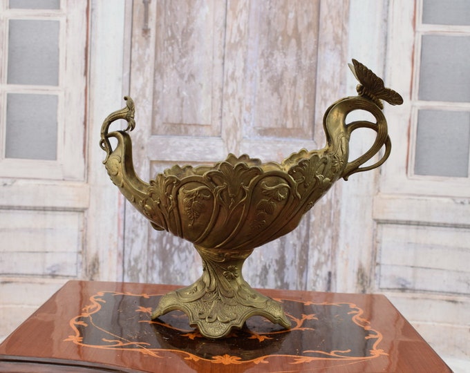 Antique Bronze Plateau - Art Nouveau Bowl - Bronze Statue Butterfly - Bronze Ornaments Elegant Gift for Wedding - Collector Item