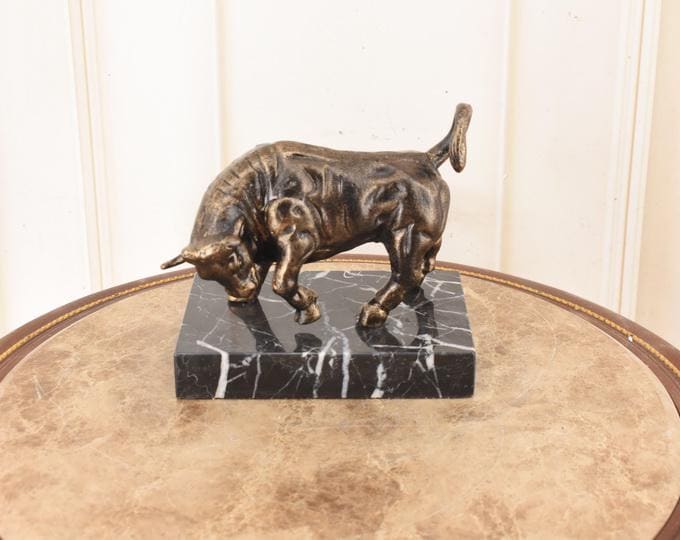 Vintage Bull Wall Street Cast Iron Sculpture – Stock Market Bull Figurine