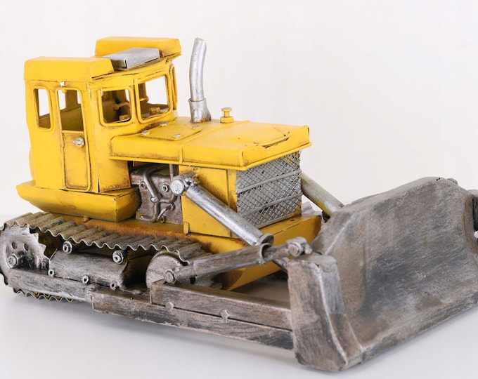 Yellow Bulldozer Metal Model - Old Classic Model - Vintage Old School - Collector Item - Gift Idea - Home Decor - Vintage Model