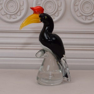 Amazing Tucan Murano Glass - Handcrafted Murano Style - Murano Statue - Glass Bird - Italian Glass - Gift from Venetian Home Decor