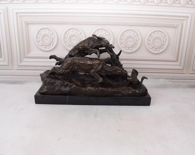 Hunter Scene Bronze Statue - Attack Dogs for Duck - Hunting Bronze Sculpture  - Unique Figurine - Home Decor - Gift Idea for Hunter