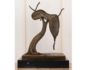 珍しいシュールなブロンズ彫刻「天使」、サルバドール・ダリのサイン