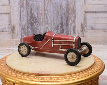 Red Alabaster Antique Car Model: Vintage Auto Decor