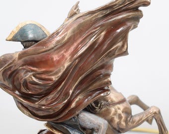 ブロンズ製ナポレオン・ボナパルト像：ヴィンテージフランス皇帝彫刻