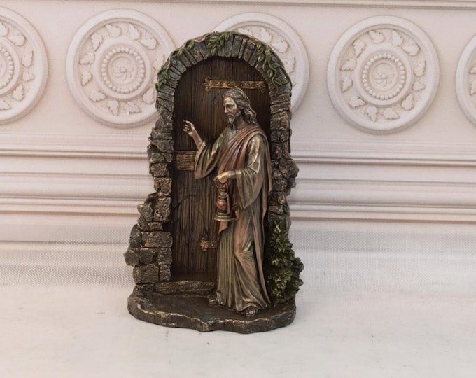 Jesus Knocking on the Door - Holy Sculpture - Saint Figurine - Home and Church Decor - Gift Idea for Birthday