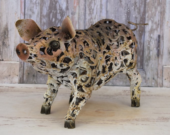 Excellent Iron Funny Pig Figure - Rustical Pig - Nice Detail and Beautiful Colours - Amazing Metal Statue for Garden - Handmade Gift
