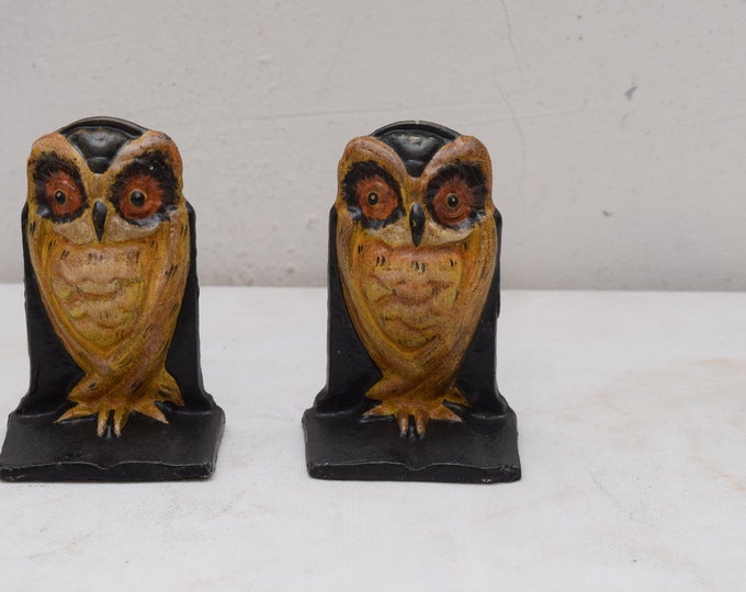 Vintage Cast Iron Owl Bookends – Heavy Paperweight Sculpture for Home & Office Decor – Unique Gift Idea