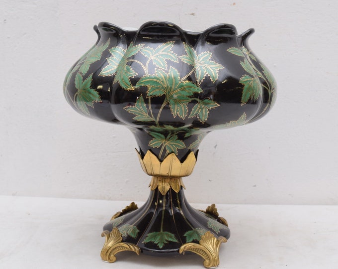 Porcelain bowl with bronze ornaments - flower design - green plateau porcelain antique -