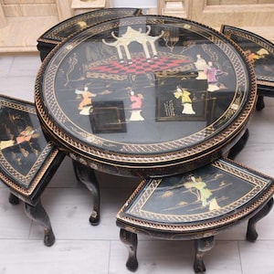 Vintage Chinese Lacquer Nesting Table Set – Hand-Painted Oriental Stools