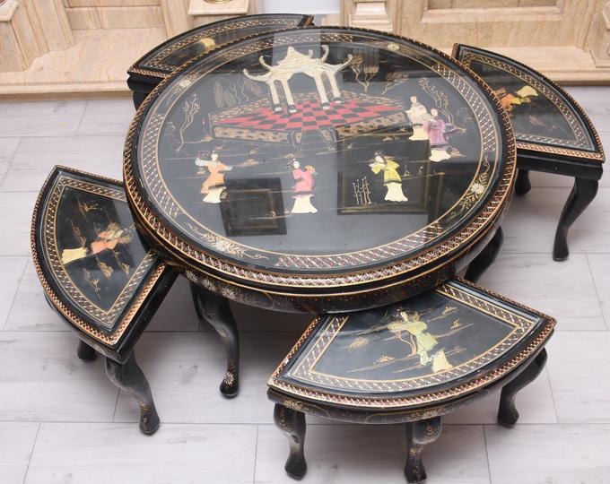 Vintage Chinese Lacquer Nesting Table Set – Hand-Painted Oriental Stools