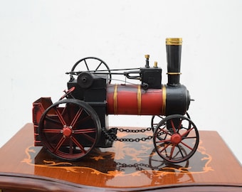 Steam Train Metal Model - Toy Metal Old School Train - Amazing Red and Black Train - Elegant Gift - Unique Home Decor